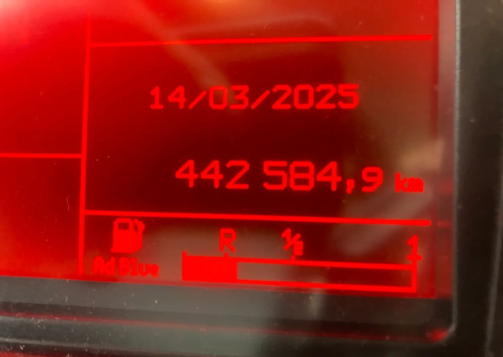 Renault Renault Gama D 250 chłodnia izoterma 16 PALET - Autocarro frigorifero: foto 5 Renault Renault Gama D 250 chłodnia izoterma 16 PALET - Autocarro frigorifero: foto 5