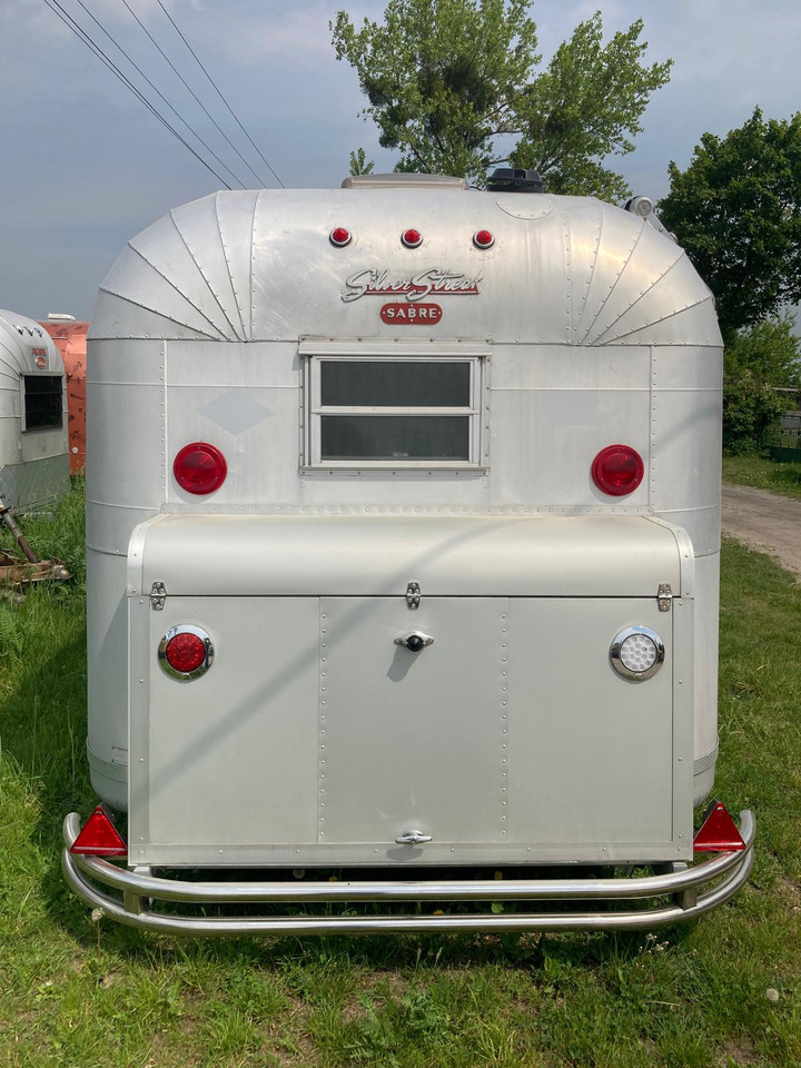 1968 Airstream Silver Streak 1968 Airstream Silver Streak – Fully Rebuilt Vintage Travel Trailer - Caravan: foto 5 1968 Airstream Silver Streak 1968 Airstream Silver Streak – Fully Rebuilt Vintage Travel Trailer - Caravan: foto 5