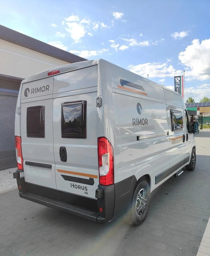 Fiat Ducato Rimor Horus 45 NEW AUTOMAT Grau Truma Diesel Lampen FULL LED 4-Sitzer - Furgonato: foto 5 Fiat Ducato Rimor Horus 45 NEW AUTOMAT Grau Truma Diesel Lampen FULL LED 4-Sitzer - Furgonato: foto 5