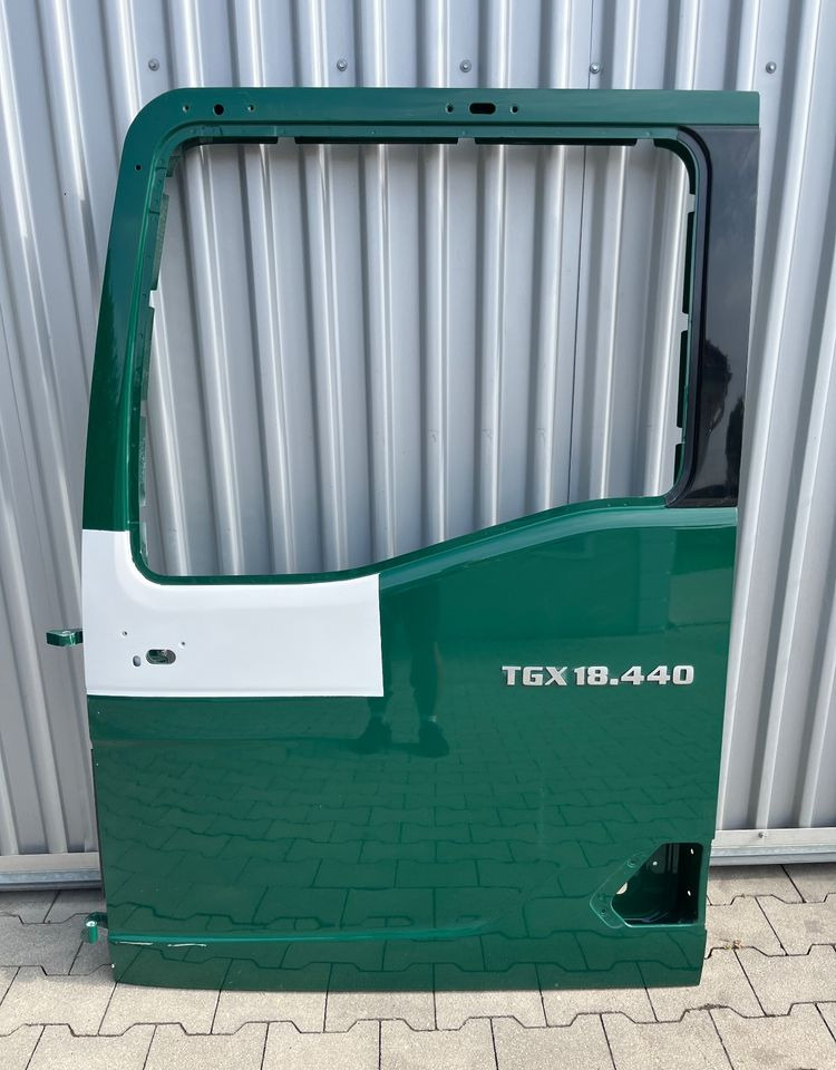 Drzwi lewe MAN TGX TG3 drzwi kierowcy nowy model - Carrozzeria ed esterni per Camion: foto 1 Drzwi lewe MAN TGX TG3 drzwi kierowcy nowy model - Carrozzeria ed esterni per Camion: foto 1