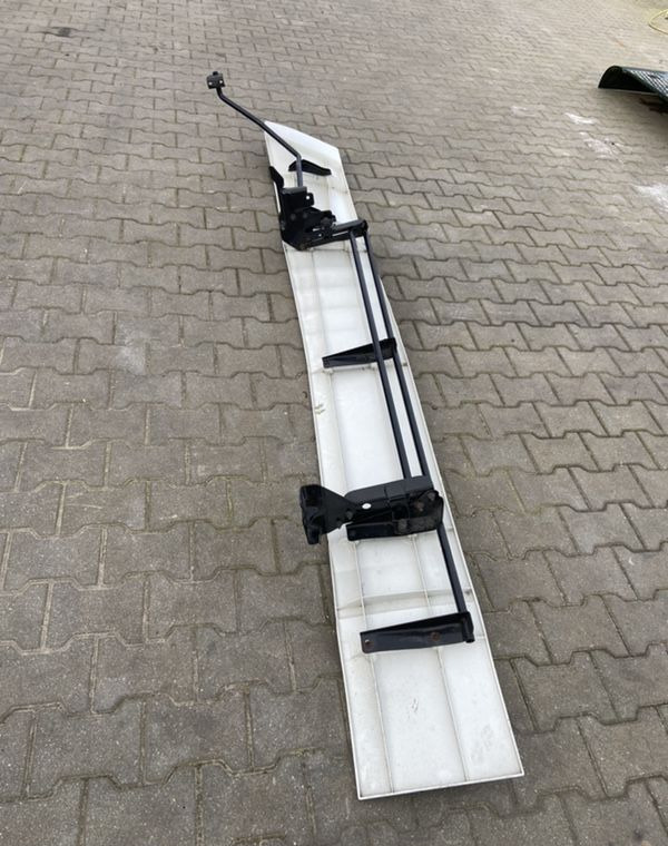 Kompletny spoiler zakabinowy MAN TGX euro 6 owiewka spojler - Aero kit/ Spoiler per Camion: foto 2 Kompletny spoiler zakabinowy MAN TGX euro 6 owiewka spojler - Aero kit/ Spoiler per Camion: foto 2