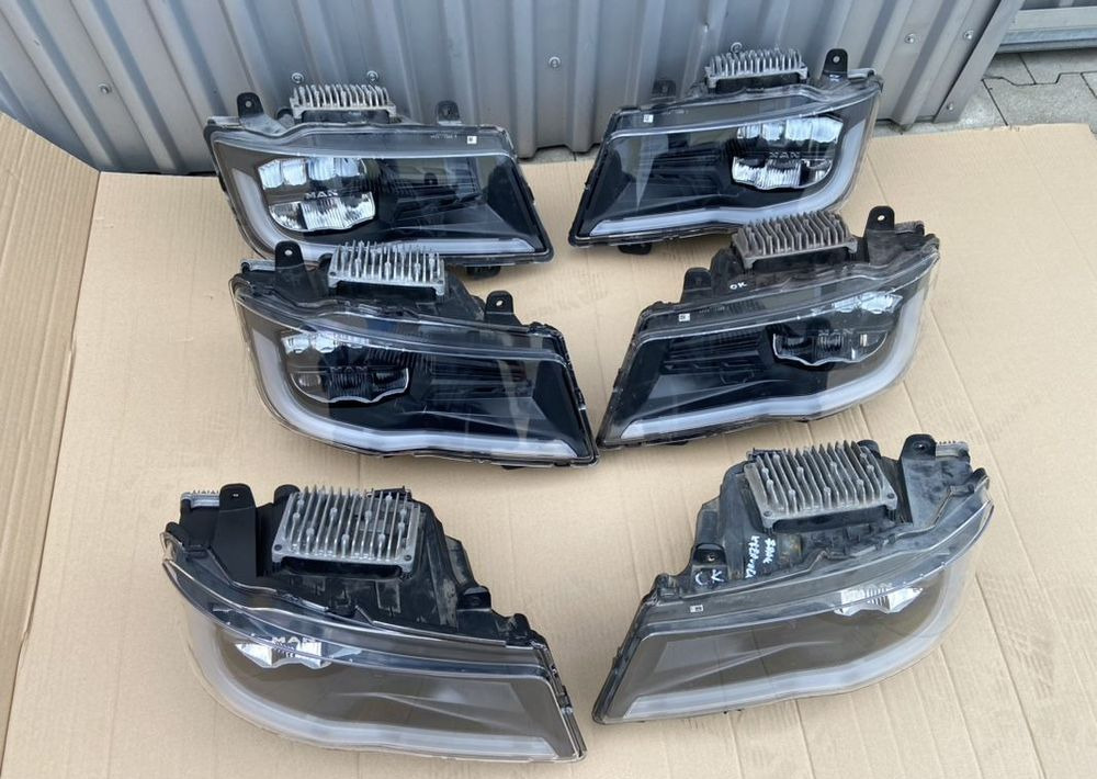 Lampa LED MAN TG3 TGX nowy model reflektor - Fanale per Camion: foto 3 Lampa LED MAN TG3 TGX nowy model reflektor - Fanale per Camion: foto 3