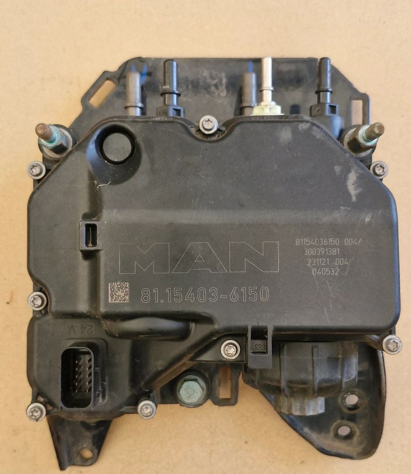 MAN TG3 TGX POMPA ADBLUE 81.15403-6150 - Sistema di alimentazione: foto 1 MAN TG3 TGX POMPA ADBLUE 81.15403-6150 - Sistema di alimentazione: foto 1