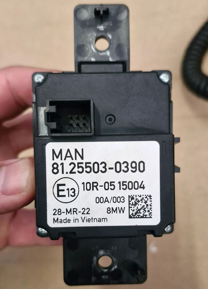 MAN TG3 TGX TGS HAMULEC RĘCZNY 81.25503-0390 - Sistema di alimentazione: foto 2 MAN TG3 TGX TGS HAMULEC RĘCZNY 81.25503-0390 - Sistema di alimentazione: foto 2