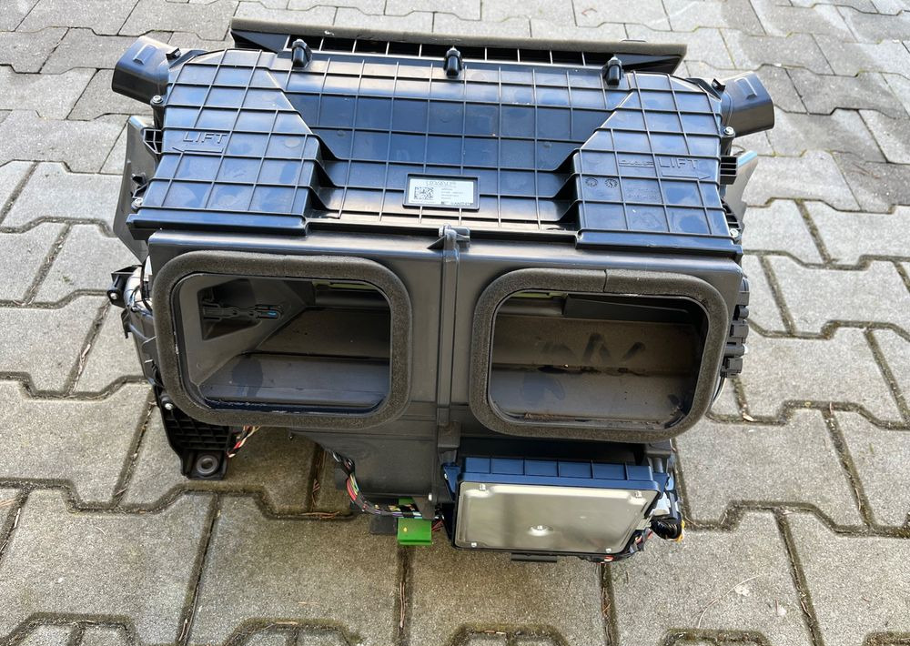 Nagrzewnica DAF XF 106 euro 6 lift dmuchawa - Riscaldamento/ Ventilazione per Camion: foto 3 Nagrzewnica DAF XF 106 euro 6 lift dmuchawa - Riscaldamento/ Ventilazione per Camion: foto 3