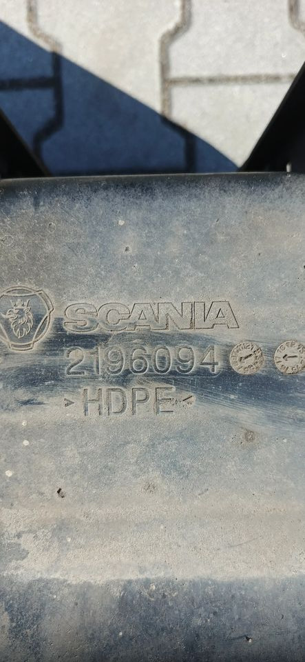 SCANIA R S ZBIORNIK ADBLUE 2196094 - Serbatoio per AdBlue per Camion: foto 2 SCANIA R S ZBIORNIK ADBLUE 2196094 - Serbatoio per AdBlue per Camion: foto 2