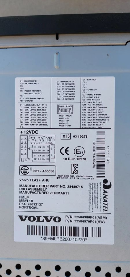 VOLVO FH 4 ODTWARZACZ CD - Cruscotto per Camion: foto 2 VOLVO FH 4 ODTWARZACZ CD - Cruscotto per Camion: foto 2