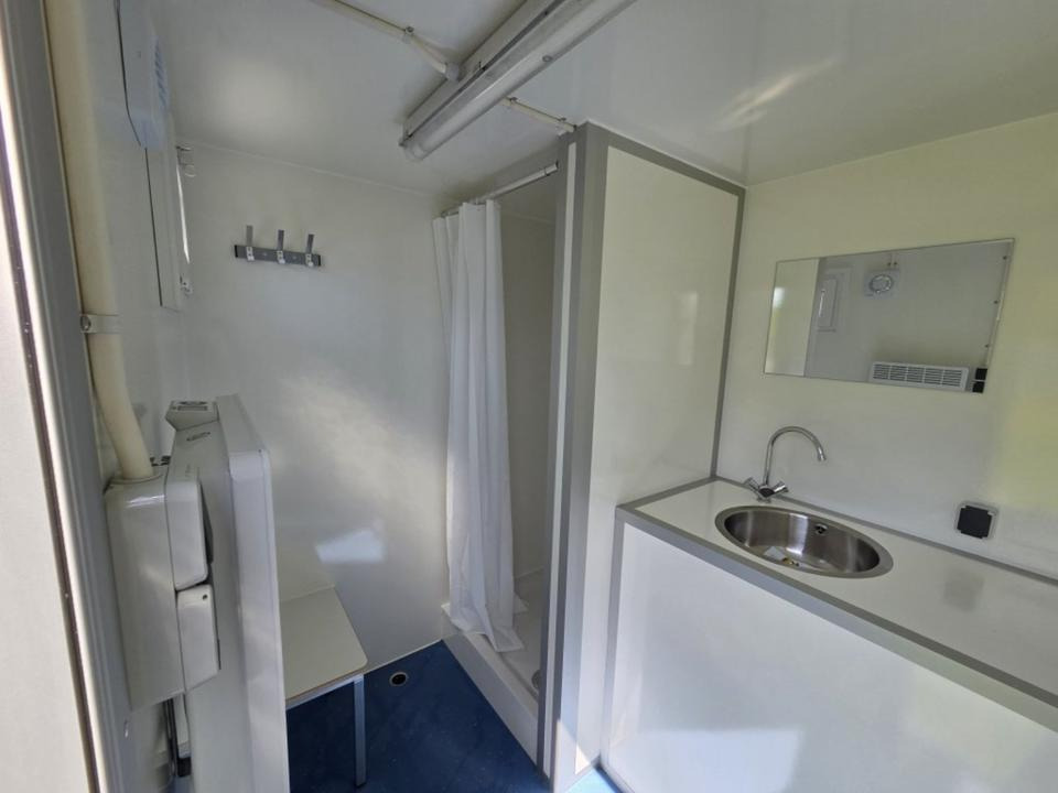 Badezimmerwagen Bad Anhänger Sanitär-Anhänger WC Dusche - Contenitore abitativo, Rimorchio: foto 2 Badezimmerwagen Bad Anhänger Sanitär-Anhänger WC Dusche - Contenitore abitativo, Rimorchio: foto 2