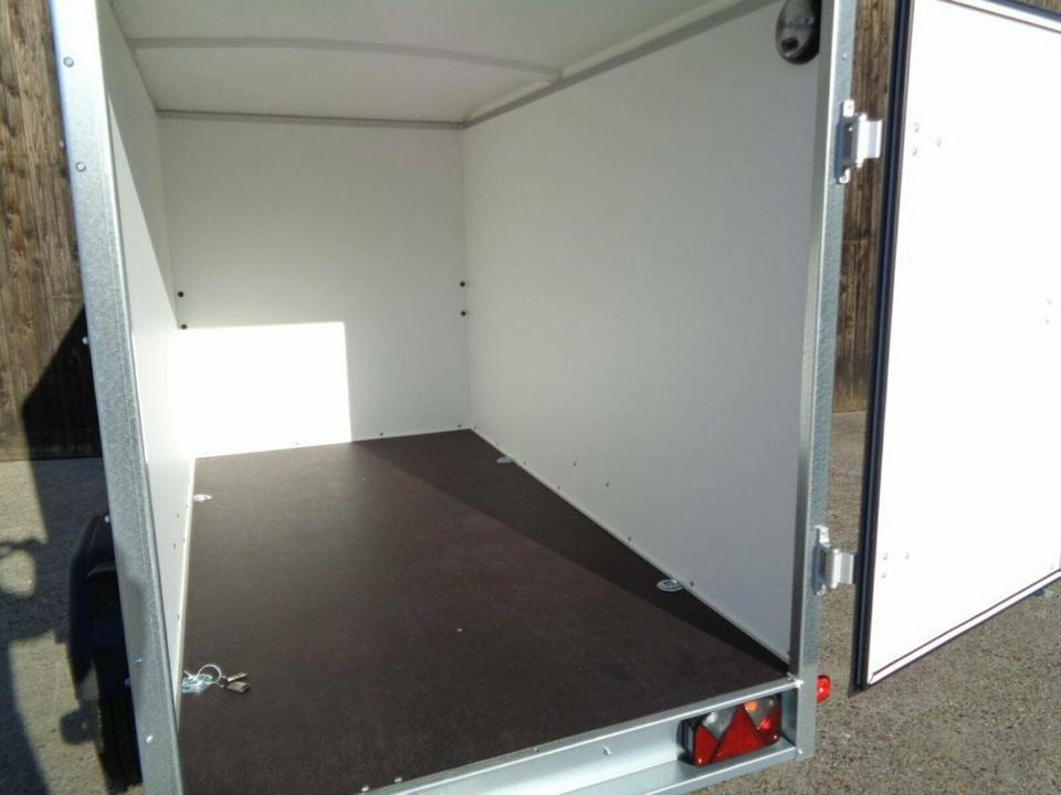 Böckmann KT 2513/135 PKW-Anhänger Koffer 1,35to. 100 km/h - Rimorchio per auto: foto 5 Böckmann KT 2513/135 PKW-Anhänger Koffer 1,35to. 100 km/h - Rimorchio per auto: foto 5