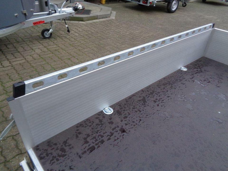 Rimorchio per auto Böckmann PKW-Anhänger 1,0 to. Alu 100 km/h, gebremst: foto 7 Rimorchio per auto Böckmann PKW-Anhänger 1,0 to. Alu 100 km/h, gebremst: foto 7