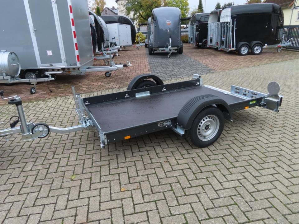 PKW Absenkanhänger, Unsinn, 750 kg, ungebremst, 100 km/h - Rimorchio pianale/ Cassonato: foto 3 PKW Absenkanhänger, Unsinn, 750 kg, ungebremst, 100 km/h - Rimorchio pianale/ Cassonato: foto 3
