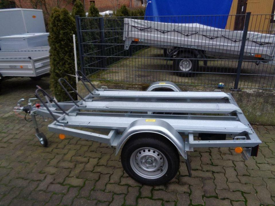 PKW Anhänger, Motoradtransporter, Motorrad Enduro Cross 100 km/h - Rimorchio per moto: foto 2 PKW Anhänger, Motoradtransporter, Motorrad Enduro Cross 100 km/h - Rimorchio per moto: foto 2
