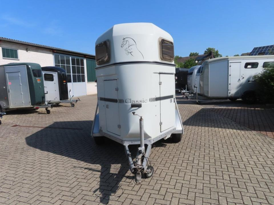 Pferdeanhänger Böckmann Classic Sattelkammer TÜV NEU - Trailer trasporto cavalli: foto 3 Pferdeanhänger Böckmann Classic Sattelkammer TÜV NEU - Trailer trasporto cavalli: foto 3