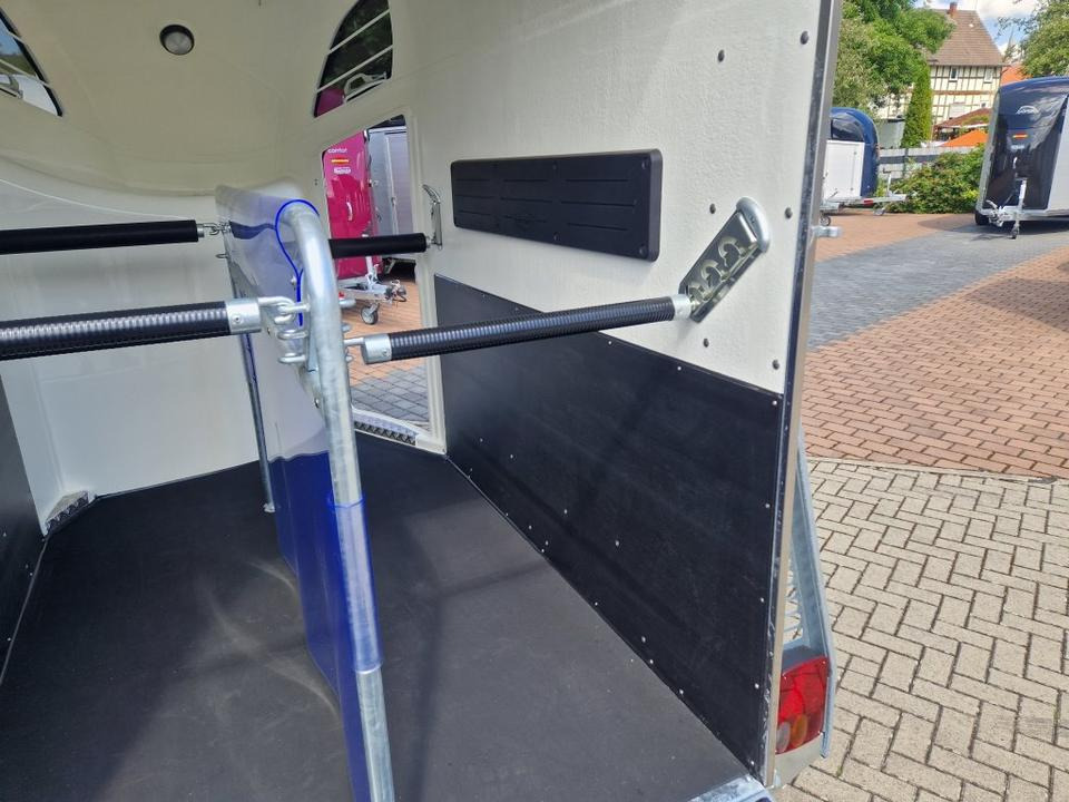 Trailer trasporto cavalli Pferdeanhänger Böckmann Comfort 23 Sattelkammer Aluboden 100km/h: foto 11