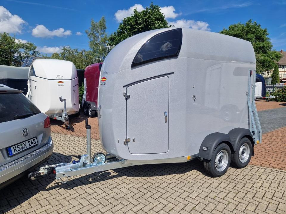 Trailer trasporto cavalli Pferdeanhänger Böckmann Comfort 23 Sattelkammer Aluboden 100km/h: foto 14