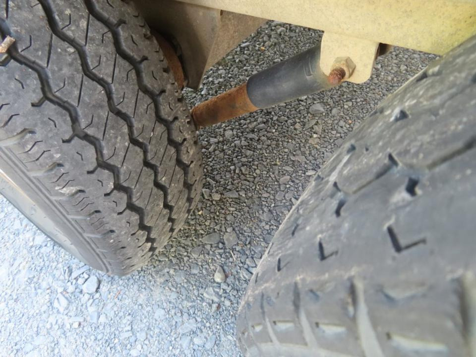 Pferdeanhänger PKW Anhänger Henra Radstoßdämpfer TÜV NEU - Trailer trasporto cavalli: foto 4 Pferdeanhänger PKW Anhänger Henra Radstoßdämpfer TÜV NEU - Trailer trasporto cavalli: foto 4