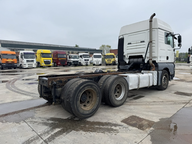 MAN TGA 33.480 (MANUAL GEARBOX / BOITE MANUELLE / 6X4 / CAMION FRANCAIS EN BON ETAT !) - Autocarro telaio: foto 5 MAN TGA 33.480 (MANUAL GEARBOX / BOITE MANUELLE / 6X4 / CAMION FRANCAIS EN BON ETAT !) - Autocarro telaio: foto 5
