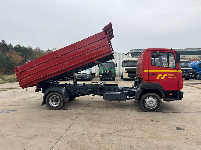 Mercedes-Benz SK 814 (FULL STEEL SUSPENSION / MANUAL GEARBOX / 3-SIDE TIPPER) - Autocarro ribaltabile: foto 4 Mercedes-Benz SK 814 (FULL STEEL SUSPENSION / MANUAL GEARBOX / 3-SIDE TIPPER) - Autocarro ribaltabile: foto 4