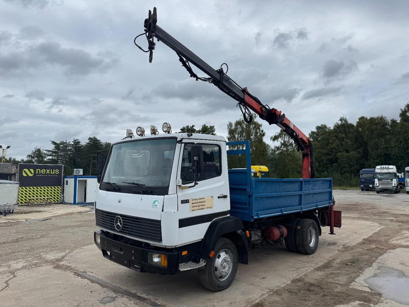 Mercedes-Benz SK 917 (STEEL SUSPENSION / PARLFINGER CRANE / AUXILIARY / 6 CYLINDER WITH MANUAL PUMP) - Autocarro ribaltabile, Camion con gru: foto 1 Mercedes-Benz SK 917 (STEEL SUSPENSION / PARLFINGER CRANE / AUXILIARY / 6 CYLINDER WITH MANUAL PUMP) - Autocarro ribaltabile, Camion con gru: foto 1
