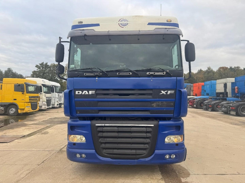 DAF 105 XF 460 Space Cab (GOOD CONDITION / BON ETAT) - Trattore stradale: foto 2 DAF 105 XF 460 Space Cab (GOOD CONDITION / BON ETAT) - Trattore stradale: foto 2