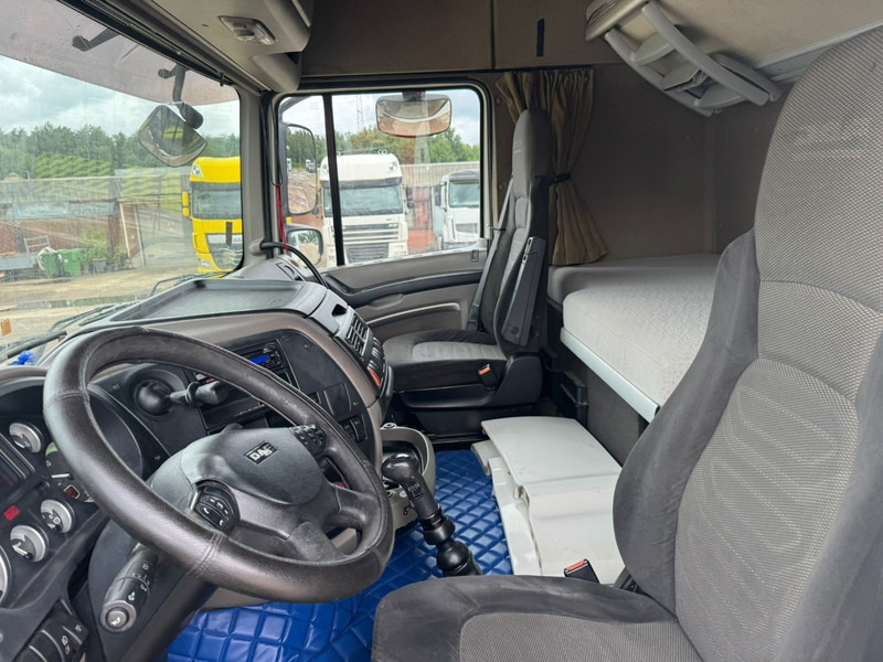 Trattore stradale DAF 105 XF 460 Space Cab (MANUAL GEARBOX / BOITE MANUELLE / PERFECT): foto 12