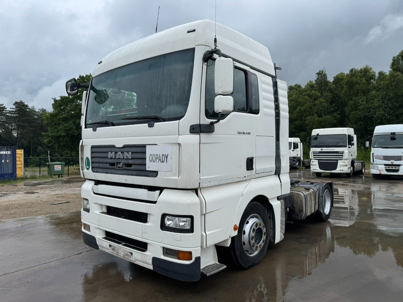 MAN TGA 18.440 (MANUAL GEARBOX / BOITE MANUELLE) - Trattore stradale: foto 1 MAN TGA 18.440 (MANUAL GEARBOX / BOITE MANUELLE) - Trattore stradale: foto 1