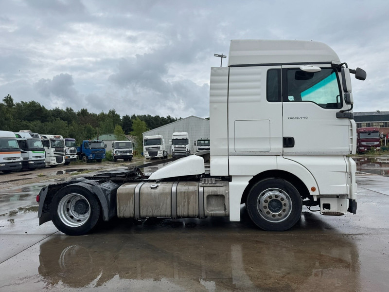 MAN TGA 18.440 (MANUAL GEARBOX / BOITE MANUELLE) - Trattore stradale: foto 4 MAN TGA 18.440 (MANUAL GEARBOX / BOITE MANUELLE) - Trattore stradale: foto 4