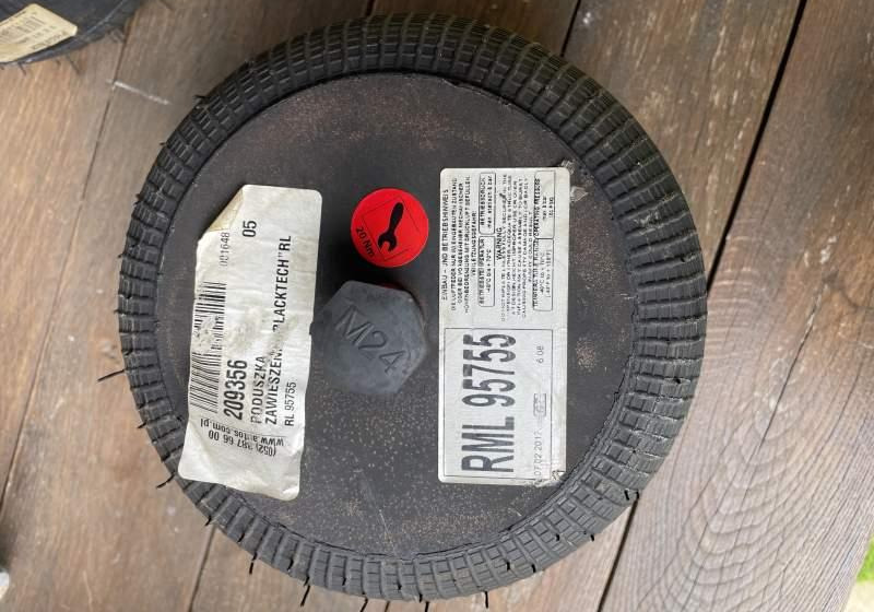 Mercedes-Benz Tourimo - Sospensione pneumatica per Autobus: foto 1 Mercedes-Benz Tourimo - Sospensione pneumatica per Autobus: foto 1