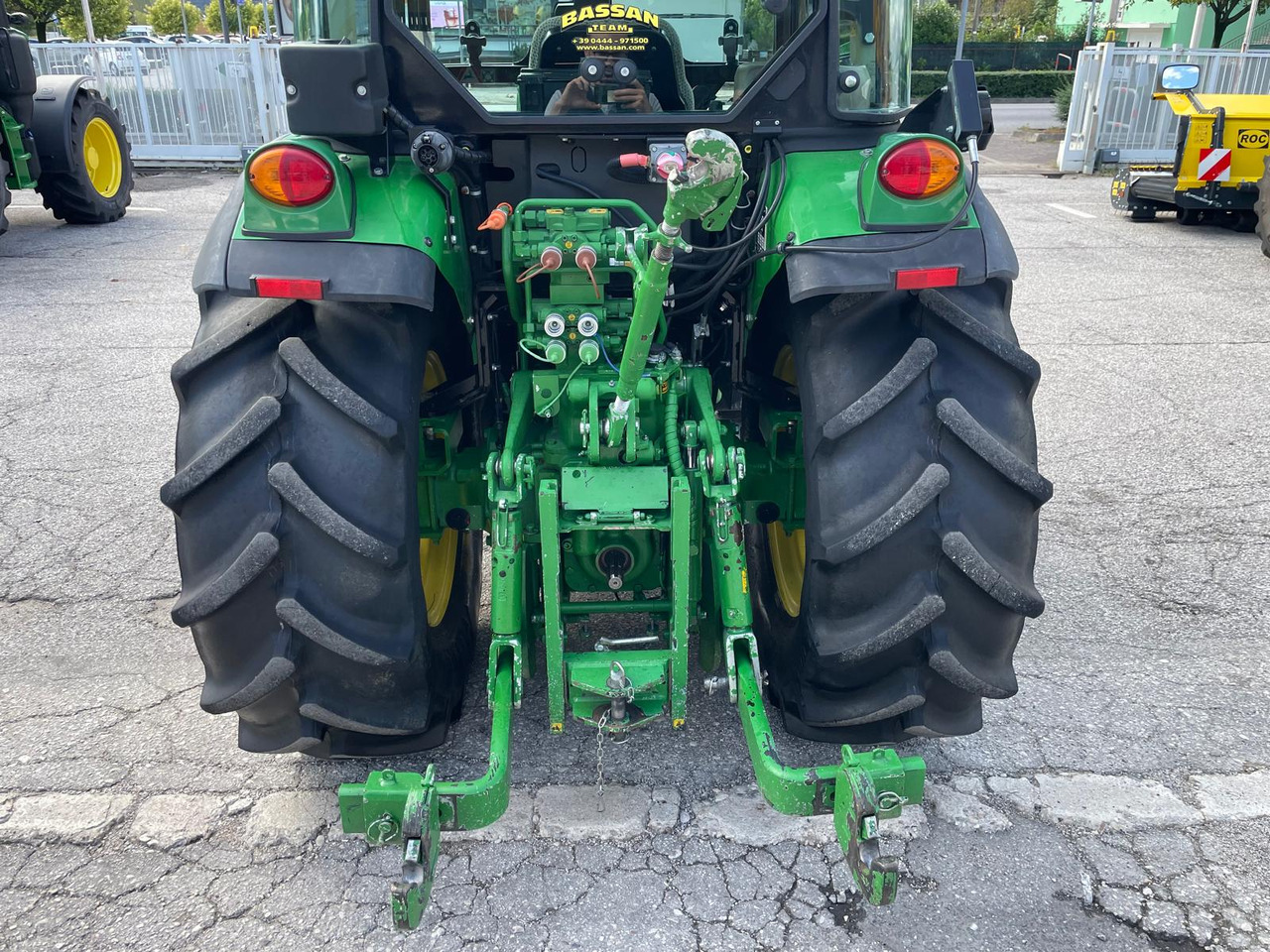 JOHN DEERE 5090 GF - Trattore: foto 3 JOHN DEERE 5090 GF - Trattore: foto 3
