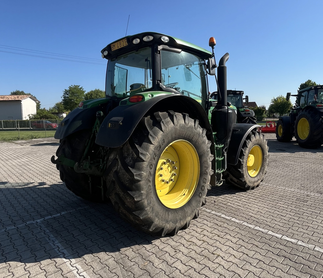 JOHN DEERE 6175 R - Trattore: foto 4 JOHN DEERE 6175 R - Trattore: foto 4