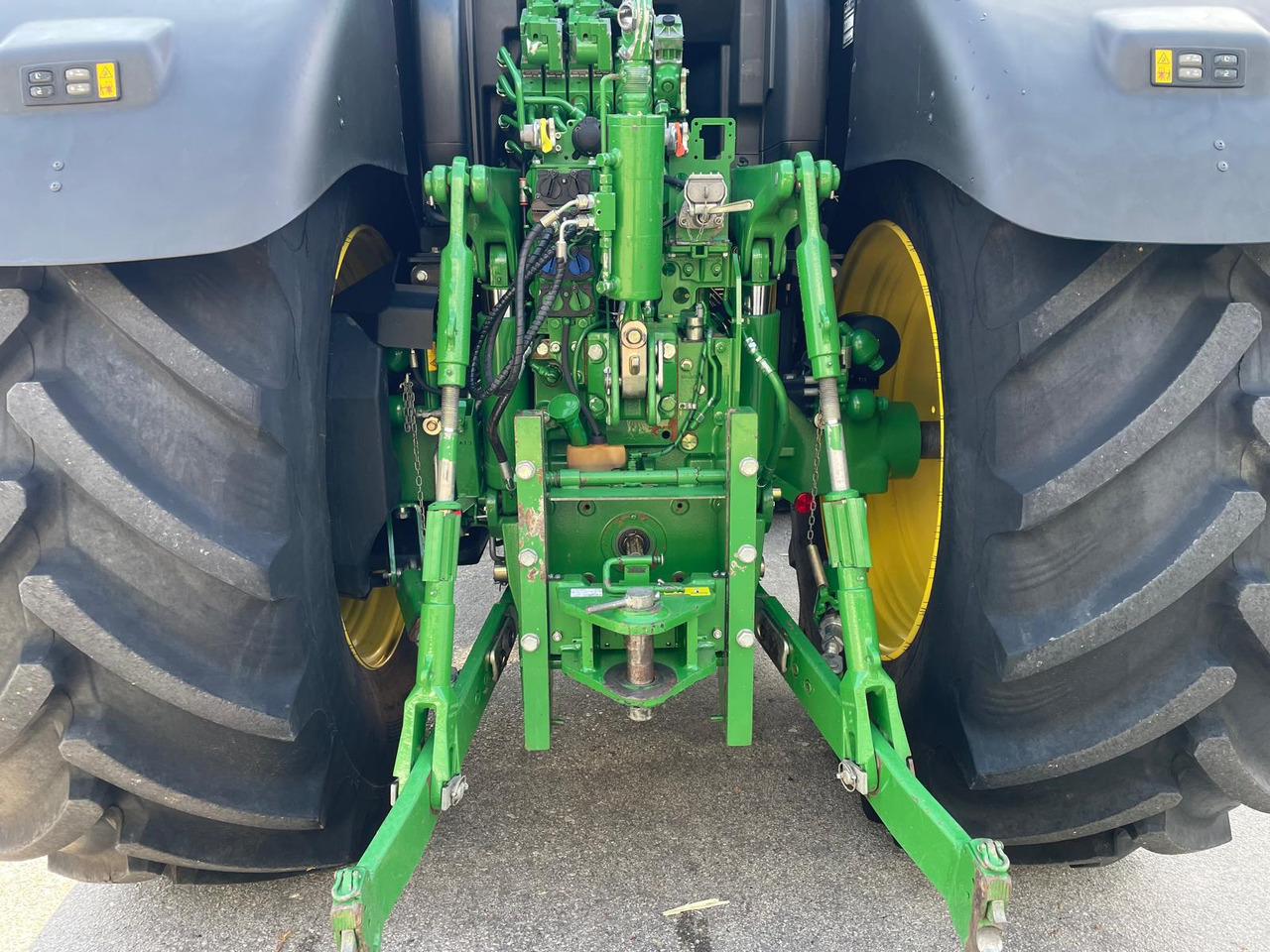 JOHN DEERE 6175 R - Trattore: foto 4 JOHN DEERE 6175 R - Trattore: foto 4