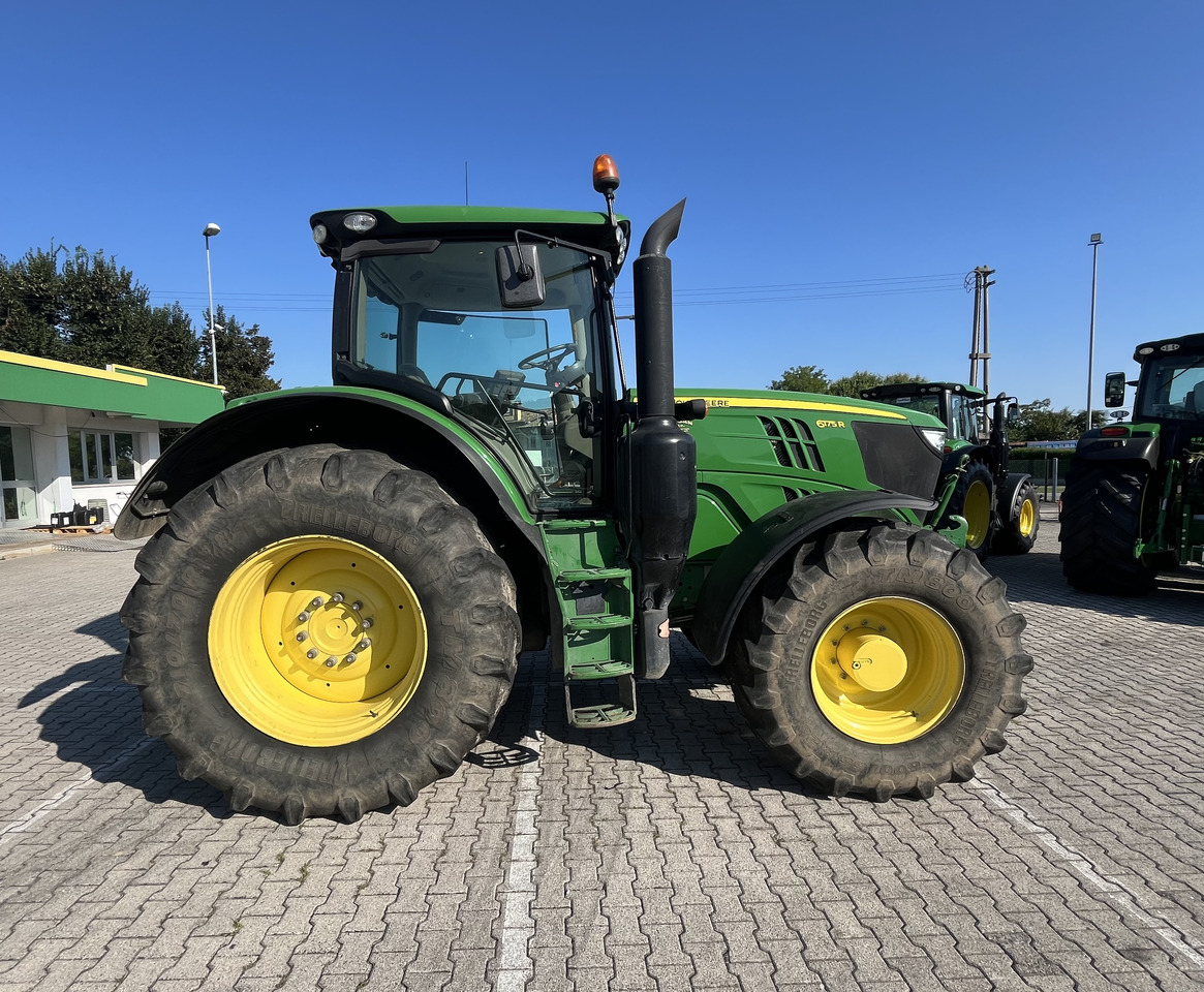 JOHN DEERE 6175 R - Trattore: foto 3 JOHN DEERE 6175 R - Trattore: foto 3