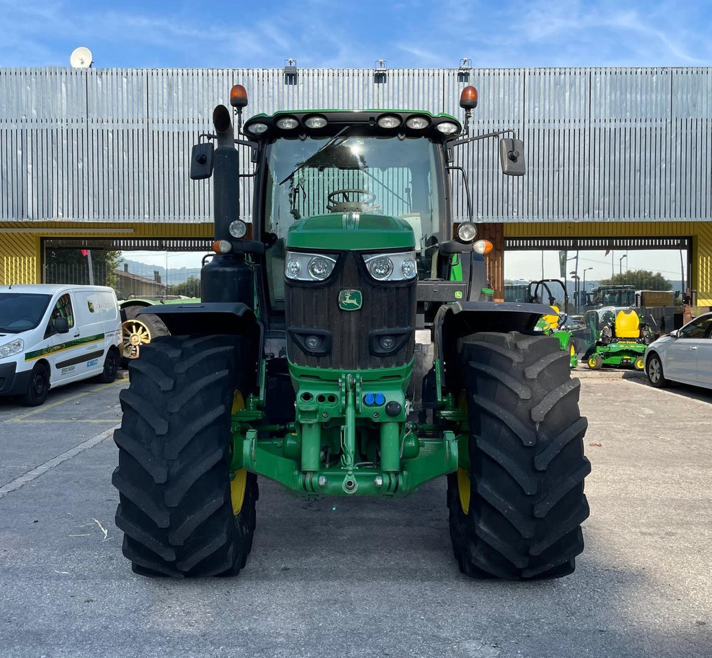 JOHN DEERE 6175 R - Trattore: foto 5 JOHN DEERE 6175 R - Trattore: foto 5