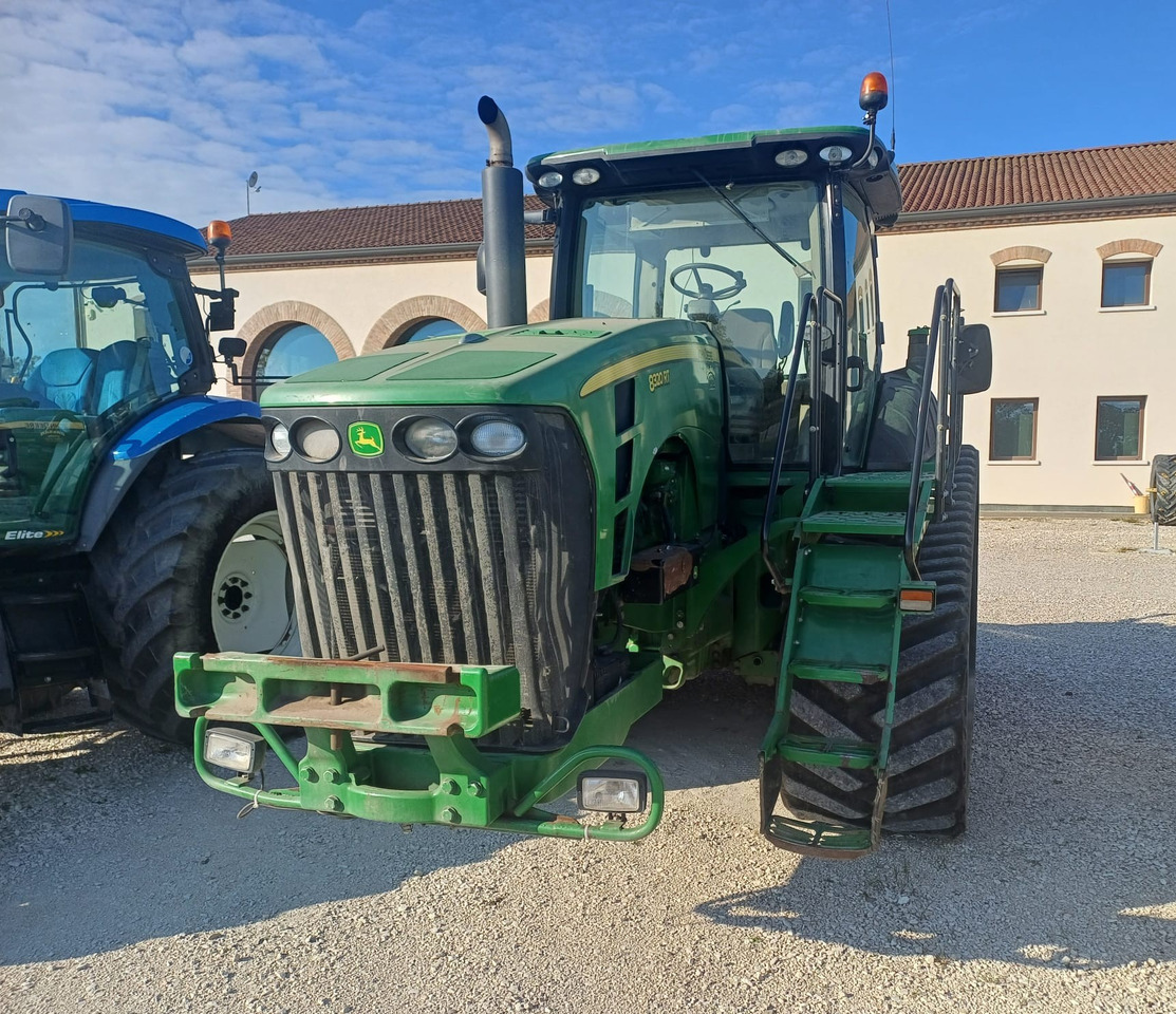 JOHN DEERE 8320 RT - Trattore: foto 1 JOHN DEERE 8320 RT - Trattore: foto 1