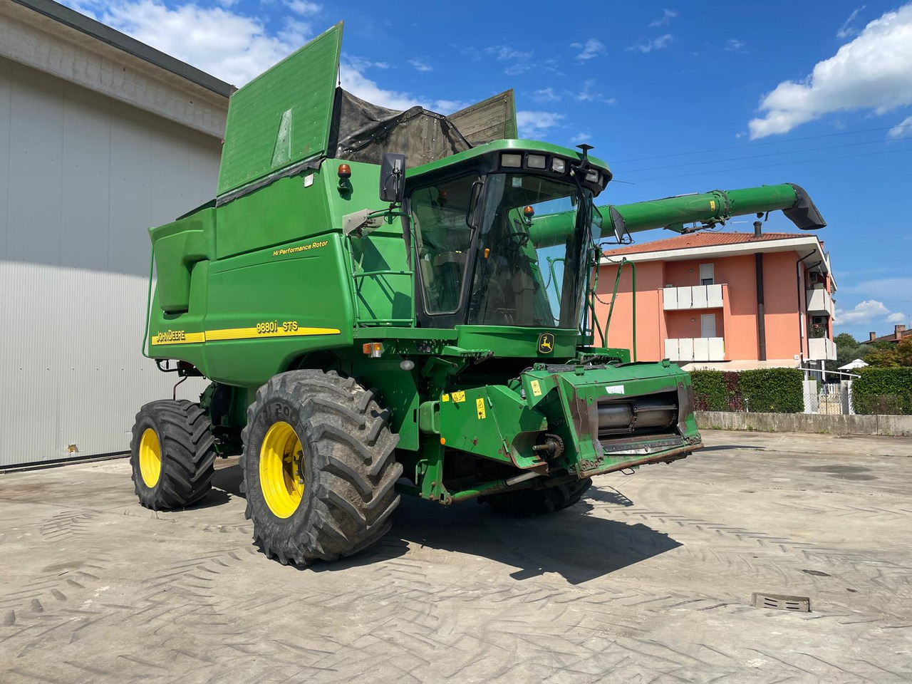 JOHN DEERE MIETITREBBIA STS 9880 - Mietitrebbia: foto 5 JOHN DEERE MIETITREBBIA STS 9880 - Mietitrebbia: foto 5