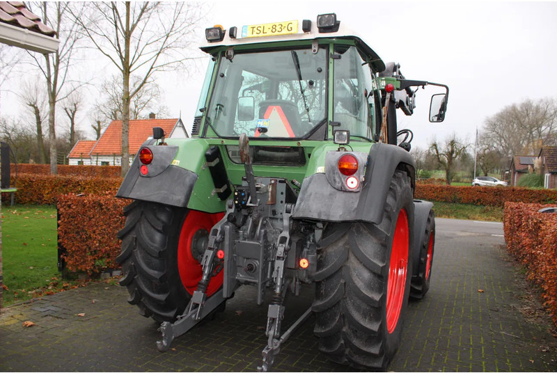Fendt 410 Vario met Voorlader - Trattore: foto 4 Fendt 410 Vario met Voorlader - Trattore: foto 4