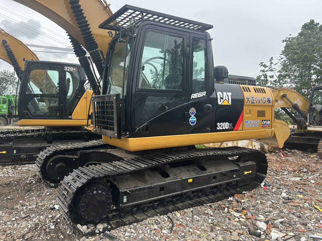 CATERPILLAR used 320d excavator with excellent performance - Escavatore cingolato: foto 2 CATERPILLAR used 320d excavator with excellent performance - Escavatore cingolato: foto 2