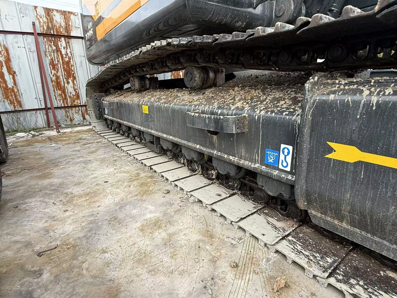 HYUNDAI Used Hyundai excavator 220-9 2022 model, engine, gear pump, Korean brand, excellent condition, low hourly rate, 52,000 kg operating weight. - Miniescavatore: foto 2 HYUNDAI Used Hyundai excavator 220-9 2022 model, engine, gear pump, Korean brand, excellent condition, low hourly rate, 52,000 kg operating weight. - Miniescavatore: foto 2