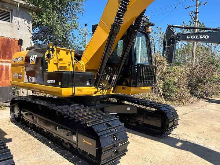 Low Shipping Certified Pre-Owned Cat 320DLExcavator | Heavy-Duty Loader for Mining/ Construction - Price Negotiable! - Escavatore cingolato: foto 4 Low Shipping Certified Pre-Owned Cat 320DLExcavator | Heavy-Duty Loader for Mining/ Construction - Price Negotiable! - Escavatore cingolato: foto 4