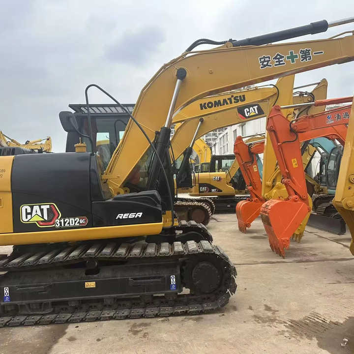 Low Working Time CAT 312D2 Excavator Caterpillar Used 15ton Cat312D2 No Reviews yet - Escavatore cingolato: foto 1 Low Working Time CAT 312D2 Excavator Caterpillar Used 15ton Cat312D2 No Reviews yet - Escavatore cingolato: foto 1