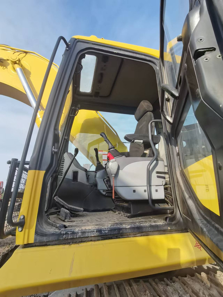 Macchina da cantiere Komatsu 300-7: foto 8 Macchina da cantiere Komatsu 300-7: foto 8