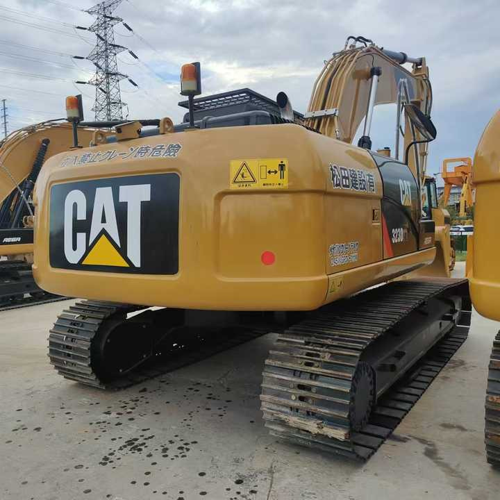 Used Digger CAT 323 Construction Machinery Construction Digger Used CAT 323 Cheap Excavator - Escavatore cingolato: foto 4 Used Digger CAT 323 Construction Machinery Construction Digger Used CAT 323 Cheap Excavator - Escavatore cingolato: foto 4