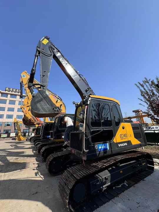 Used Digger VOLVO EC140 Construction Machinery Construction Digger Used VOLVO EC140 Cheap Excavator - Escavatore cingolato: foto 4 Used Digger VOLVO EC140 Construction Machinery Construction Digger Used VOLVO EC140 Cheap Excavator - Escavatore cingolato: foto 4