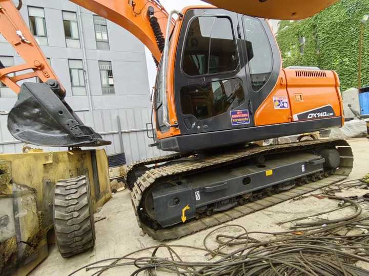 Used Doosan Hydraulic Excavator DX140 Low Price Korea Doosan DX140-9 Used Excavator for Sale - Escavatore: foto 2 Used Doosan Hydraulic Excavator DX140 Low Price Korea Doosan DX140-9 Used Excavator for Sale - Escavatore: foto 2