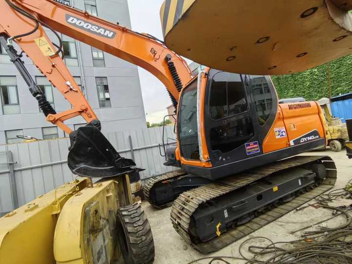 Used Doosan Hydraulic Excavator DX140 Low Price Korea Doosan DX140-9 Used Excavator for Sale - Escavatore: foto 3 Used Doosan Hydraulic Excavator DX140 Low Price Korea Doosan DX140-9 Used Excavator for Sale - Escavatore: foto 3