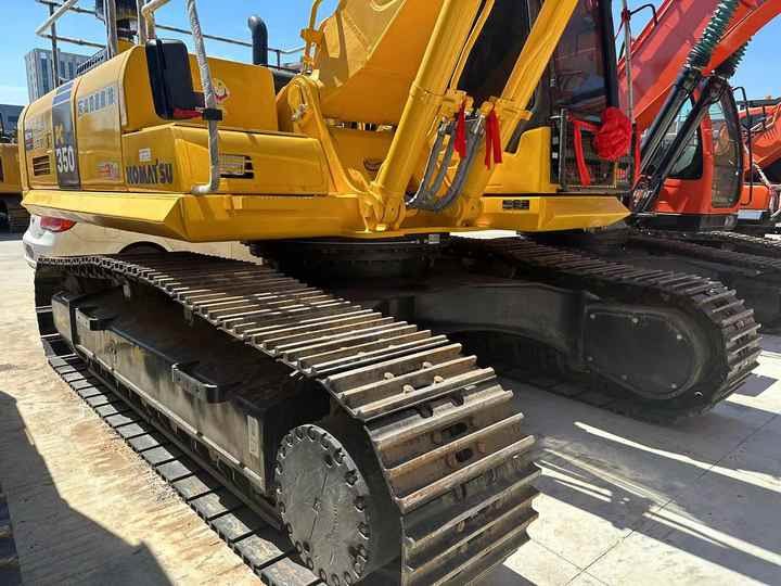Used Japan Brand komatsu Pc350-7 with High Quality Used Engineering & Construction Machinery - Escavatore: foto 3 Used Japan Brand komatsu Pc350-7 with High Quality Used Engineering & Construction Machinery - Escavatore: foto 3