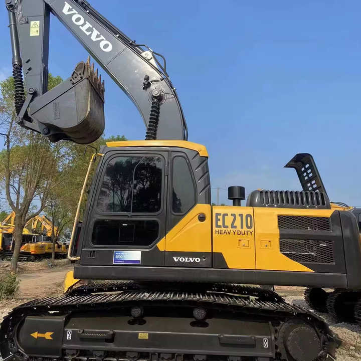 Used Korea Brand volvo Ec210 Excavator for Sale - Escavatore cingolato: foto 1 Used Korea Brand volvo Ec210 Excavator for Sale - Escavatore cingolato: foto 1