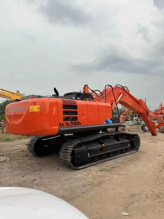 Used Original Japan Brand Hitachi Zx350-5 Excavator for Sale Hitachi Zx200 350 Excavator - Escavatore: foto 5 Used Original Japan Brand Hitachi Zx350-5 Excavator for Sale Hitachi Zx200 350 Excavator - Escavatore: foto 5