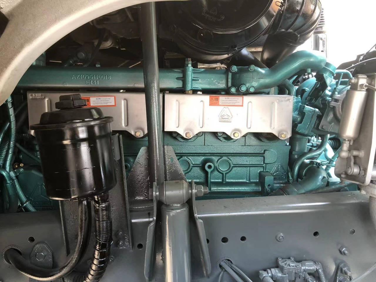 Autocarro ribaltabile howo 6*4 [ Copy ] [ Copy ] [ Copy ] [ Copy ] [ Copy ]: foto 6