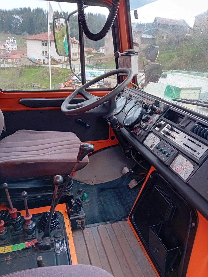 Mezzo spazzaneve Mercedes-Benz UNIMOG U1500, 4х4, Самосвал: foto 16 Mezzo spazzaneve Mercedes-Benz UNIMOG U1500, 4х4, Самосвал: foto 16